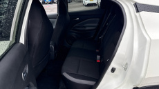 Nissan Juke 1.0 DiG-T N-Connecta 5dr Petrol Hatchback